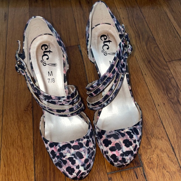 Rue21 Pink Leopard Strap Heels - Picture 5 of 7